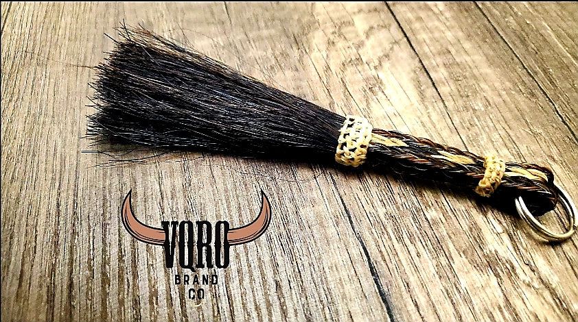 VQRO HORSE HAIR KEY CHAIN